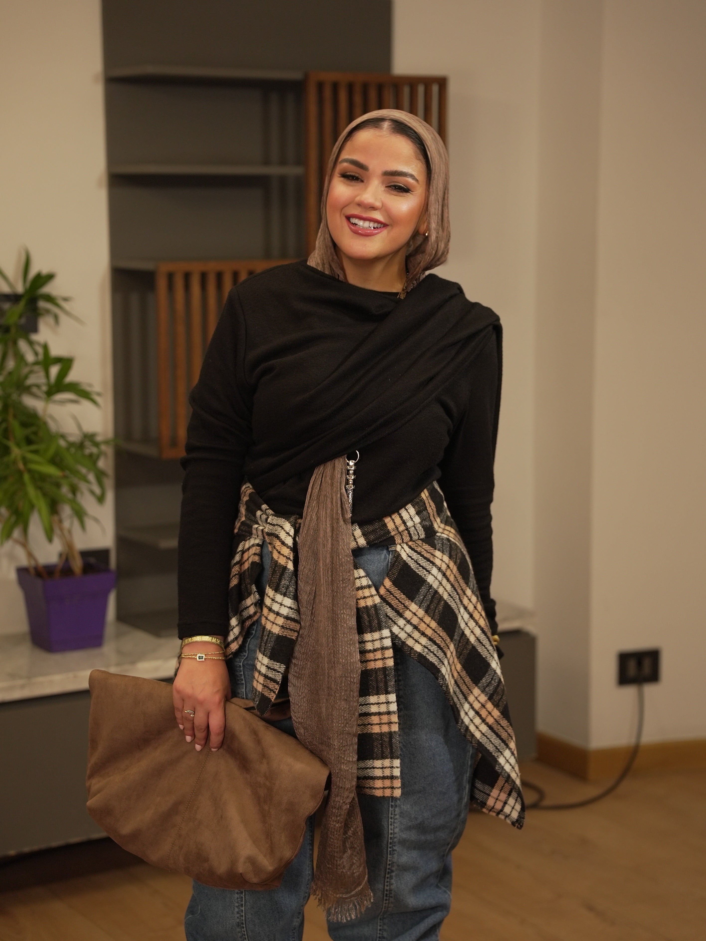 Pullover + Scarf combo - Black